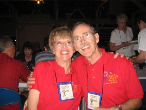 Hugh and Becky at the Friday night carbo loading dinner